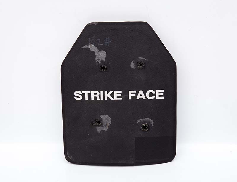 打靶测试防弹插板